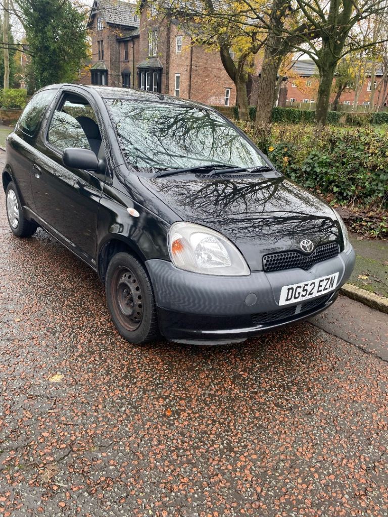 Low mileage Toyota, YARIS, Hatchback, 2002, Manual, 998 (cc), 3 doors