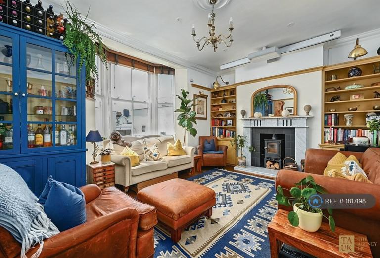 3 bedroom flat in St Georges Road, Brighton, BN2 (3 bed) (#1817198)