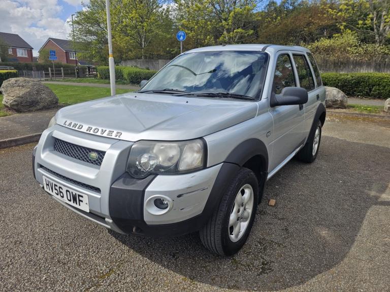 LANDROVER FREELANDER 2.0TD4 AUTO A/C SUNROOF 2X KEYS MOT 12/2026 ALLOYS 