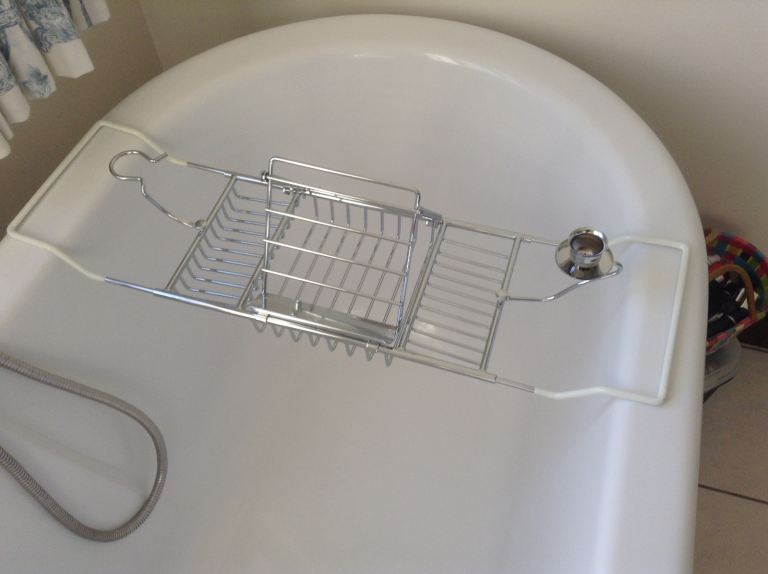 BATHTUB RACK chrome (adjustable) with BOOKSTAND CANDLEHOLDER & GLASS HOLDER NEW IN BOX 
