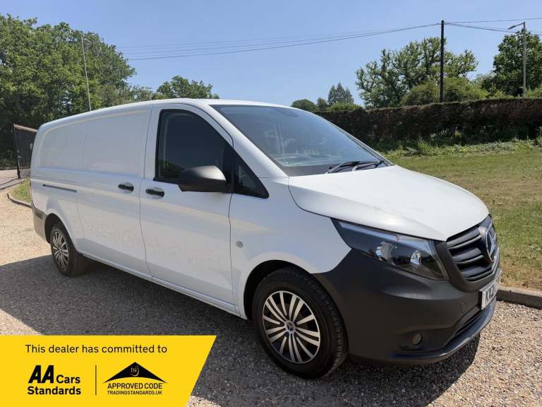  Mercedes-Benz Vito 2.0 116 CDI Progressive G-Tronic RWD L3 Euro 6 (s/s) 5dr (XLWB) Diesel Automatic
