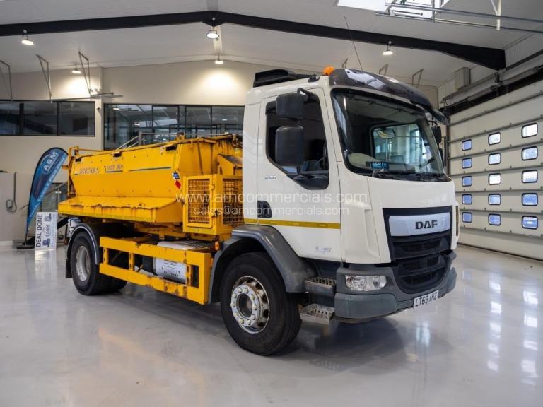 2019 (69) DAF LF 290 TWIN AUGERED HOT BOX