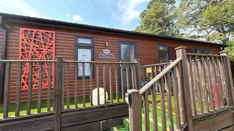 2019 OMAR WESTFIELD 40X20 • 2 BED LUXURY TWIN LODGE • £58,995