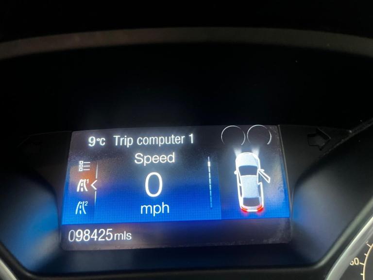 2015 Ford Focus 1.5T EcoBoost Zetec S Euro 6 (s/s) 5dr HATCHBACK Petrol Manual