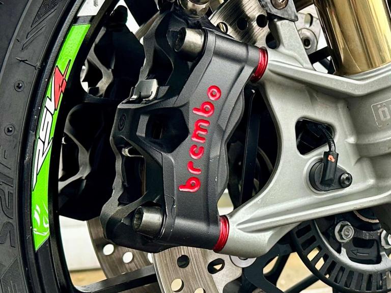 2019 Aprilia RSV 4 1100 FACTORY 1.1 RSV 4 1100 Factory Unlisted Petrol Automatic