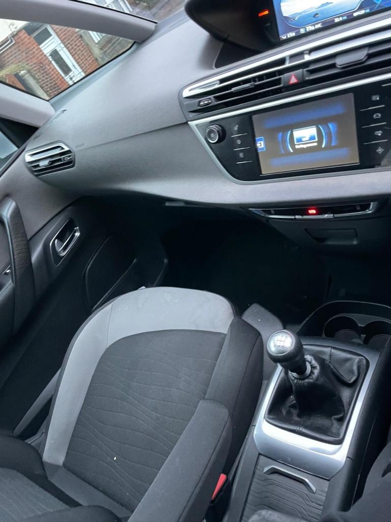 Low Milage road tax 20£