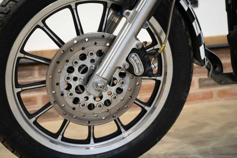 2004 Harley-Davidson FXDL Low Rider 1450 only 10k miles