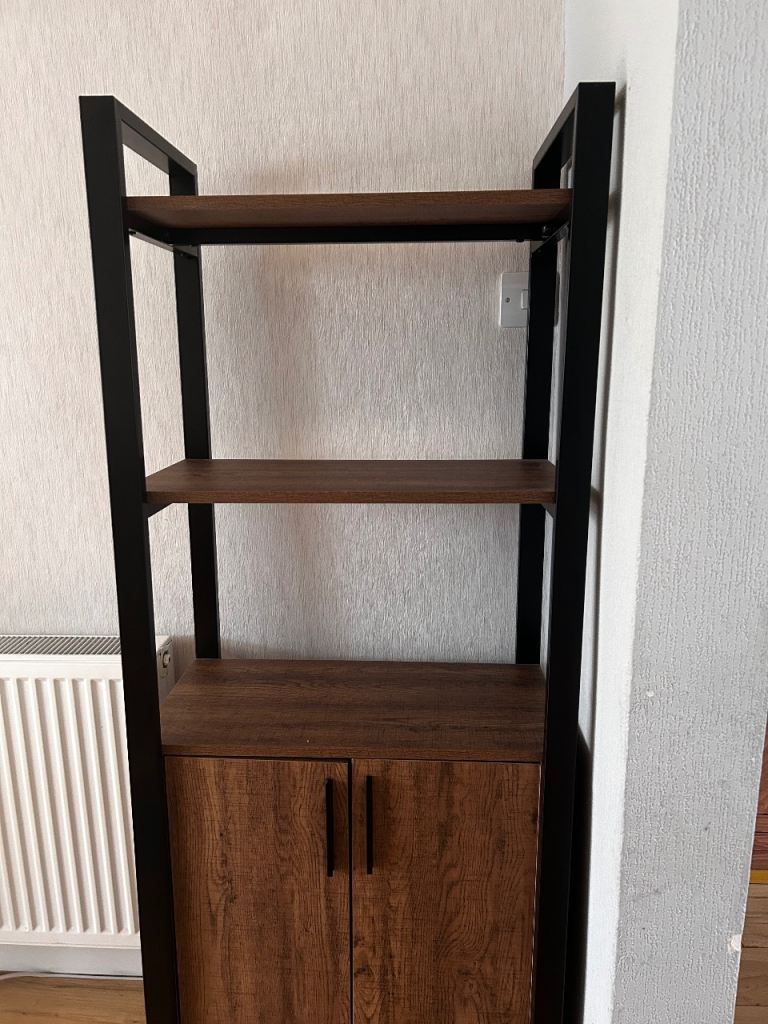 Rustic Oak Effect Bookcase / Cabinet