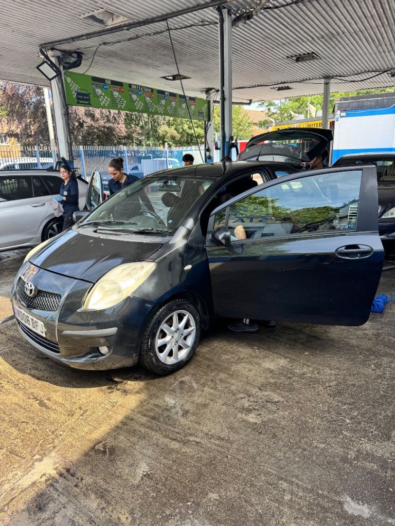 Toyota, YARIS, Hatchback, 2006, Manual, 996 (cc), 3 doors
