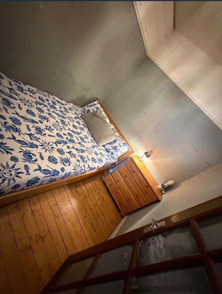 Single Room For Rent 