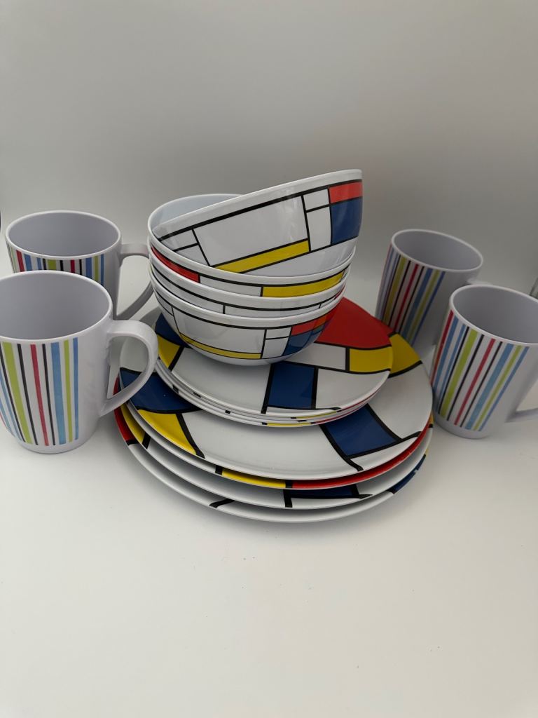 Melamine crockery
