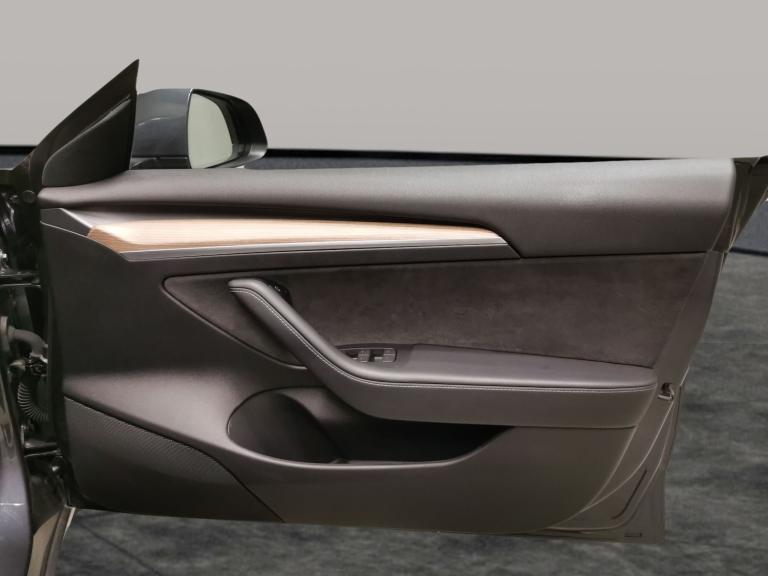 2021 Tesla Model 3 (Dual Motor) Long Range Saloon 4dr Electric Auto 4WDE (346 ps) - PARK ASSIS Sa...