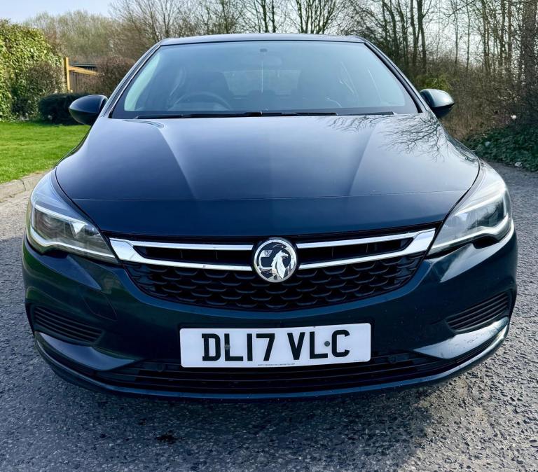 Vauxhall, ASTRA, Hatchback, 2017, Manual, 1399 (cc), 5 doors