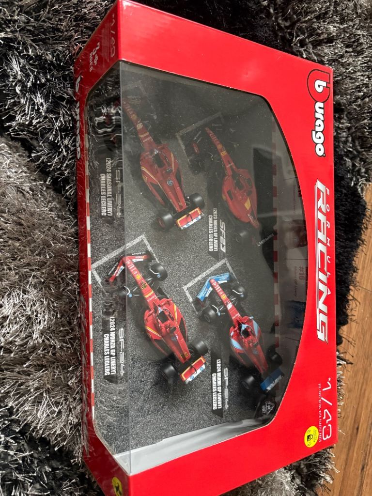Bburago Ferrari Racing F1 Model Cars Set – Brand New, Red Plastic for Sale