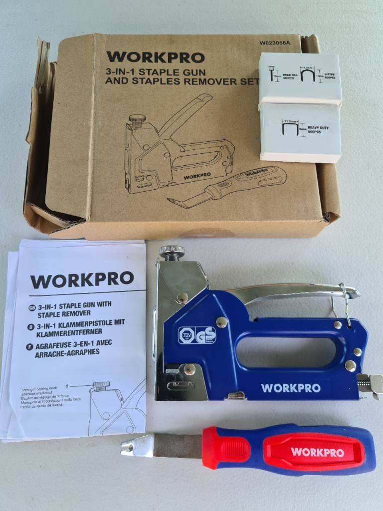 Workpro 3 in 1 Staple Gun And Staples Remover Set. New in box