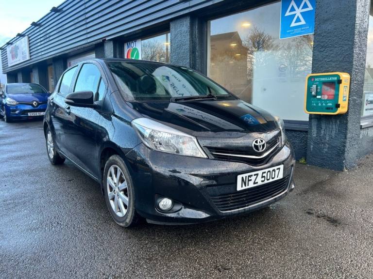 2013 Toyota Yaris 1.33 VVT-i T Spirit 5dr Multidrive S HATCHBACK PETROL Automatic