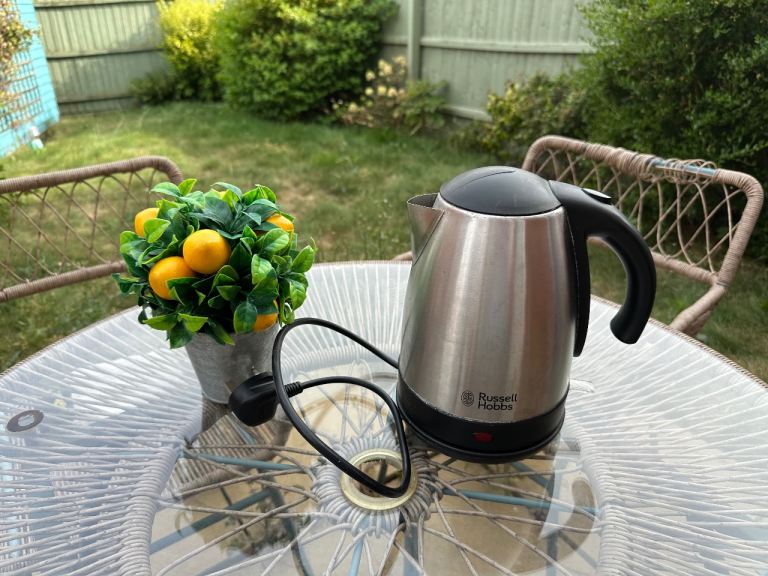 Russell Hobbs Stainless Steel Kettle – Good Condition