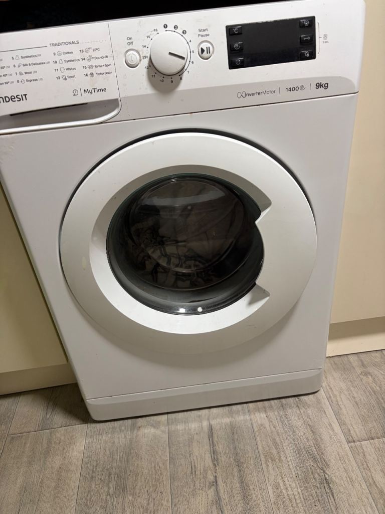 Indesit 9kg 1400 InvertMotor Washing Machine
