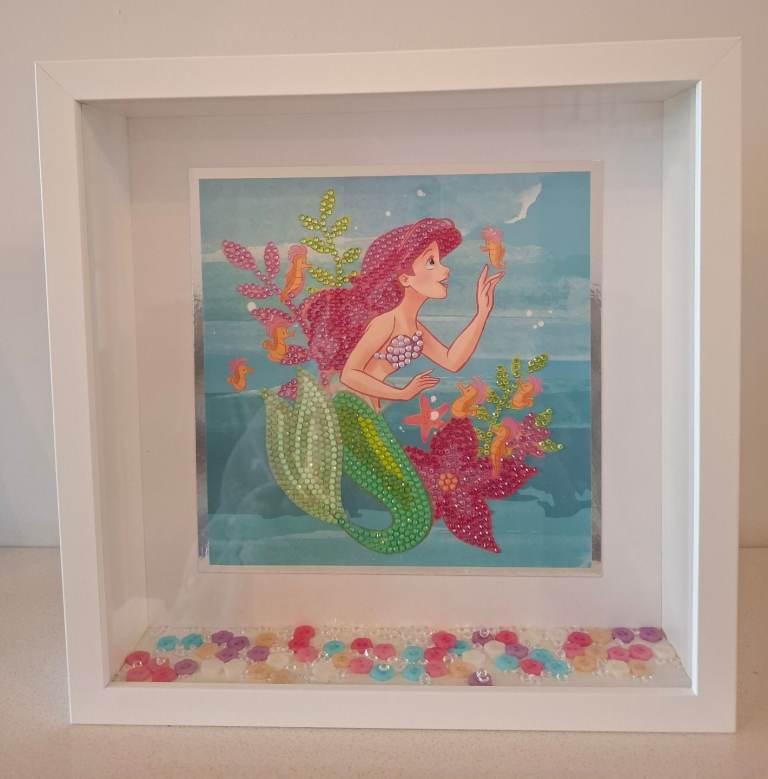 Diamond art pictures in 3D box frame handmade 