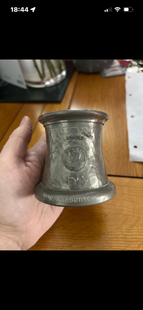Pewter tankard 