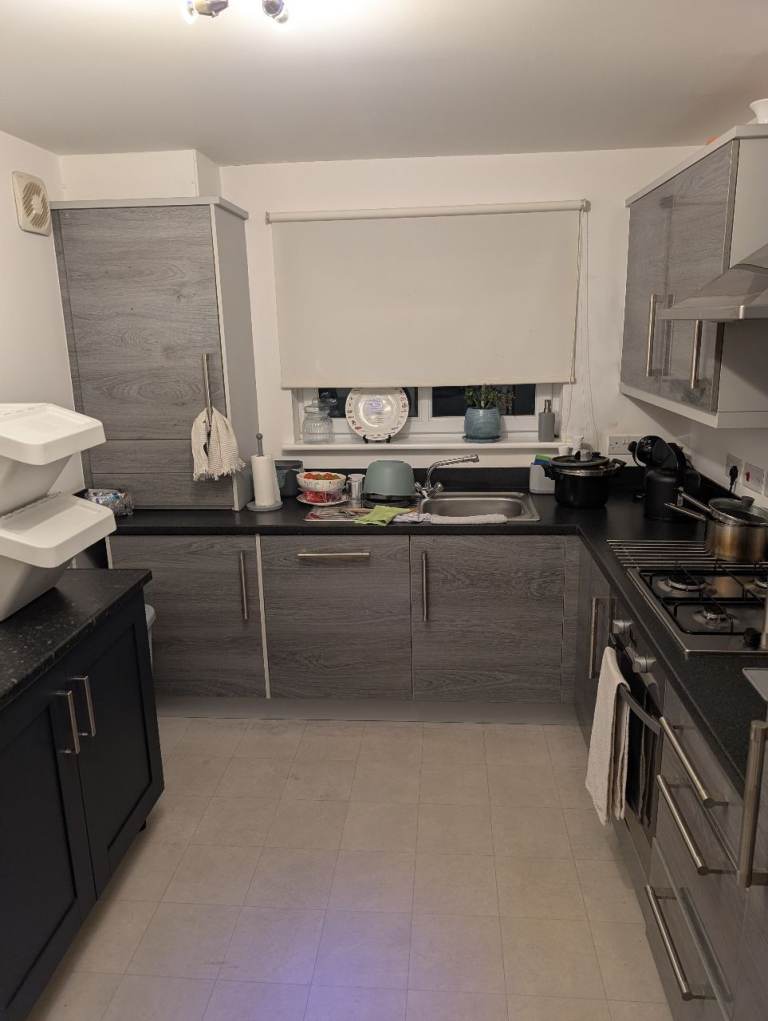 Well located room close to city centre.