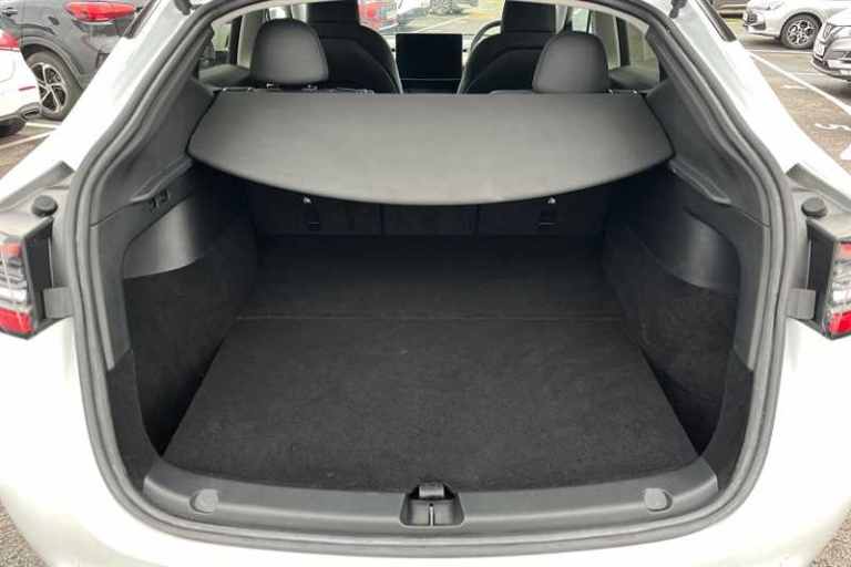 2022 Tesla Model Y Long Range AWD 5dr Auto MPV ELECTRIC Automatic