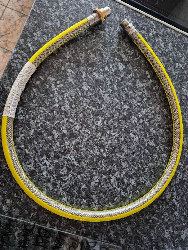 Gas cooker hose 1.2m Bayonet fitting new pipe