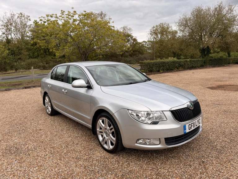 2011 Skoda Superb 1.8 TSI Elegance 5dr DSG HATCHBACK PETROL Automatic