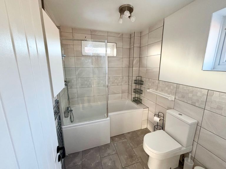 *** Double Room Address: Witham Way, Aylesbury HP21