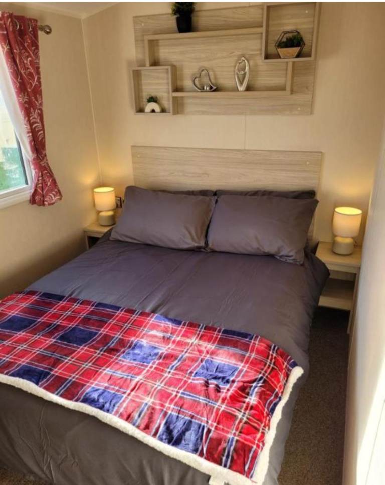 4 bedroom static caravan for rent 