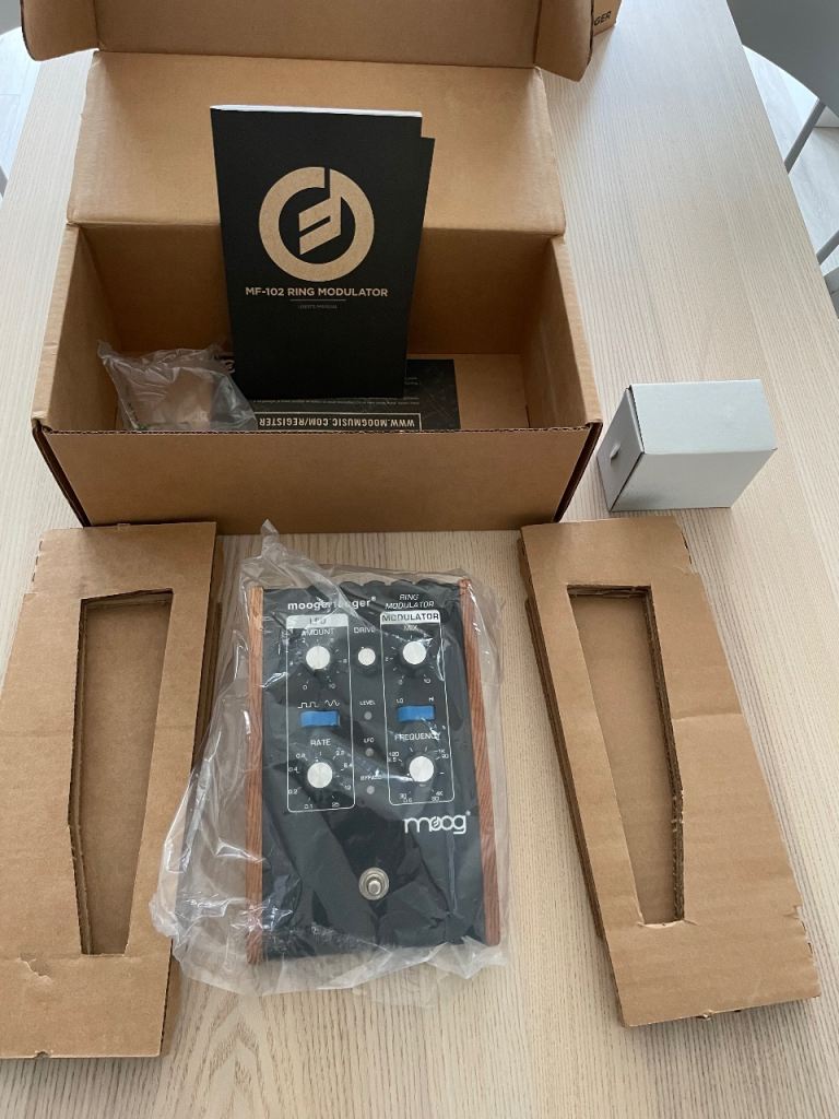 Moog Moogerfooger MF-102 Ring Modulator