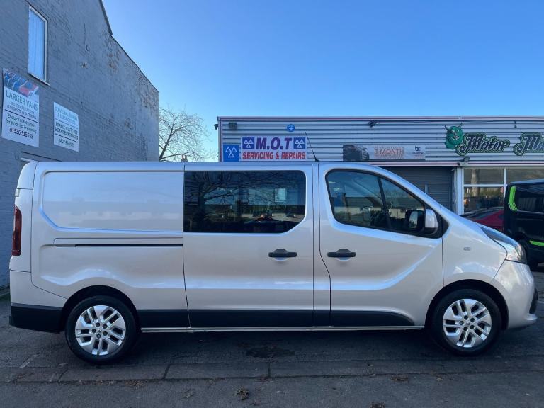 Renault Trafic 1.6 dCi Energy 29 Sport Nav 6 Seat LWB Crew Van  DIESEL 2018