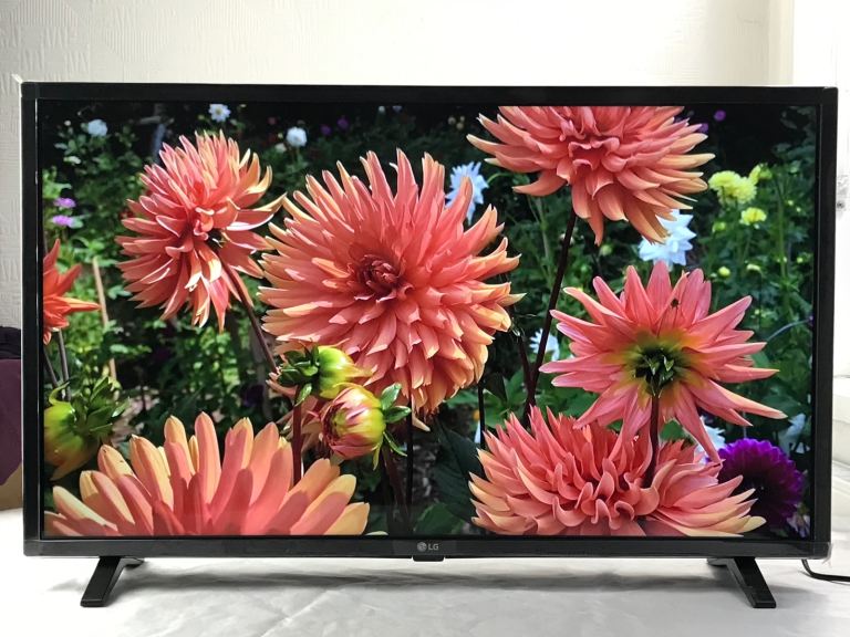 LG 43UR78006LK- 43-inch 4K SmartUHD HDR LED Freeview TV -Wi-Fi- excellent condition