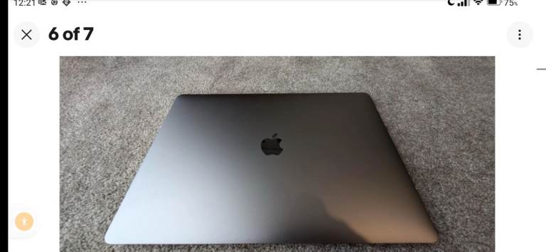 APPLE MACBOOK PRO LAPTOP 