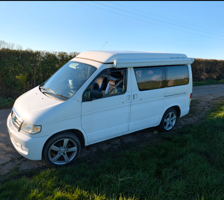 Mazda bongo campavan 