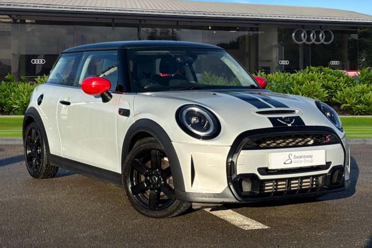 2021 MINI Hatch 2.0 Cooper S Classic Euro 6 (s/s) 3dr Hatchback PETROL Manual
