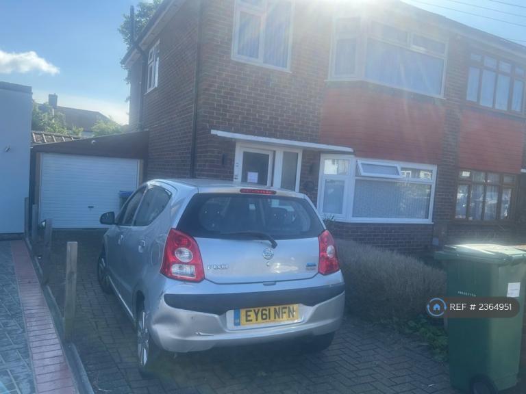3 bedroom house in Foresters Crescent, Bexleyheath, DA7 (3 bed) (#2364951)