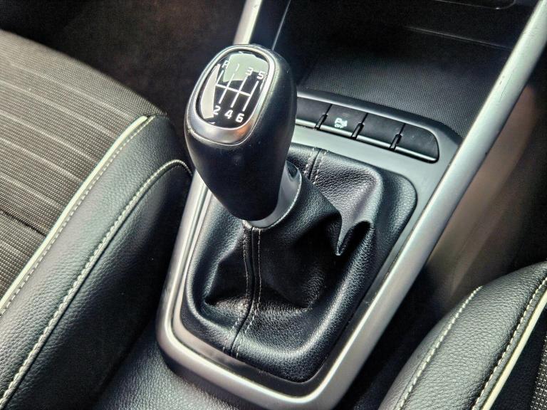 2023 Kia Stonic 1.0 T-GDi GT-Line SUV 5dr Petrol DCT Euro 6 (s/s) (99 bhp) HATCHBACK Petrol Autom...