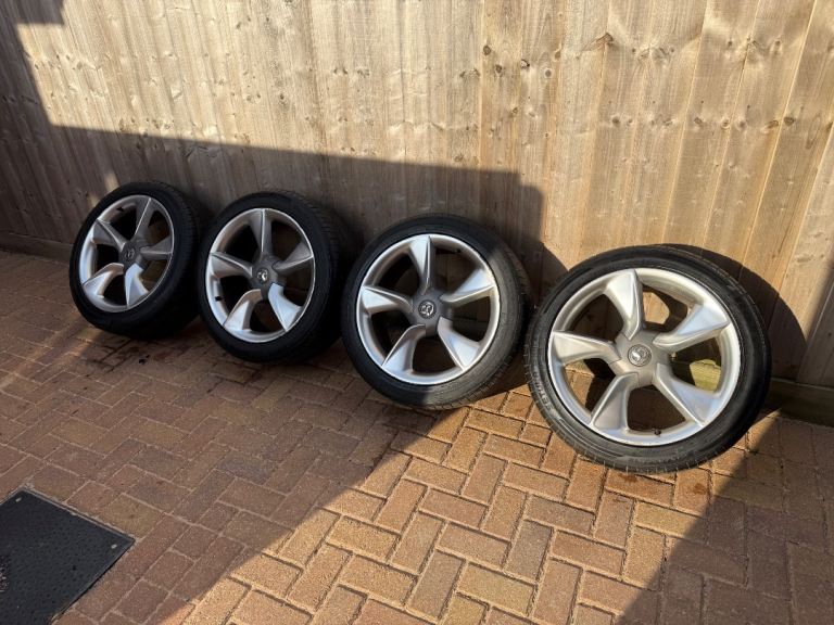 Vauxhall Astra GTC Alloy Wheels 19x8 5x115
