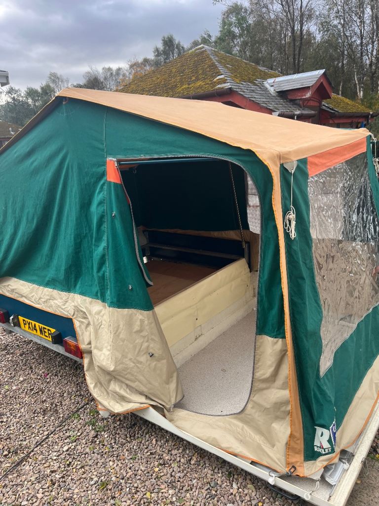 Trailer tent