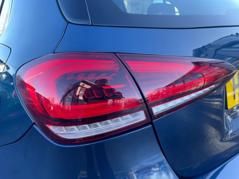 2020 Mercedes-Benz A-Class 1.3 A180 Sport (Executive) 7G-DCT Euro 6 (s/s) 5dr HATCHBACK Petrol Au...