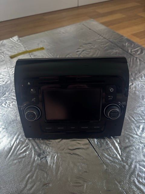 Citroen Relay Double Din Stereo (From a 2018 Relay)