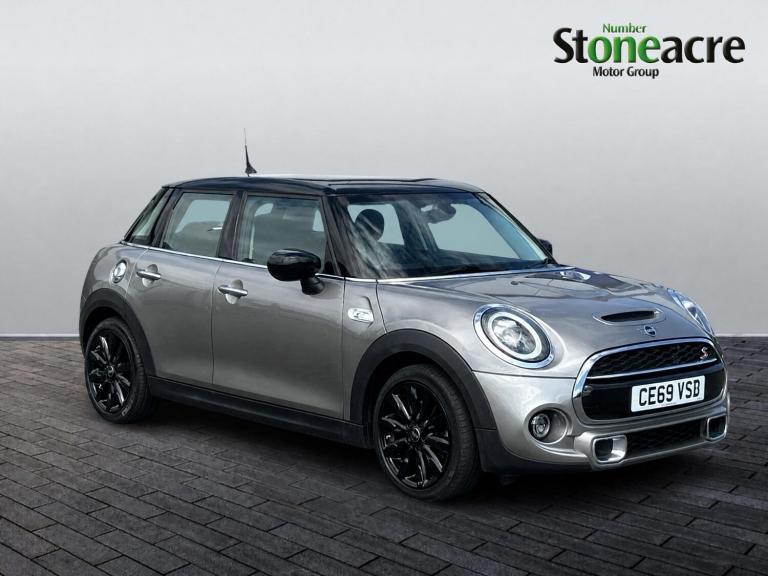 2019 MINI Hatch 5-Door Hatch Cooper S Exclusive HATCHBACK Petrol Manual