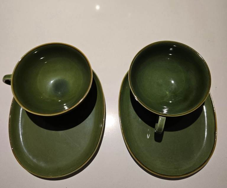 Set of two cups and saucers 