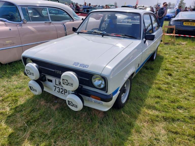 Ford, ESCORT POPULAR PLUS, 1975, 1558 (cc)