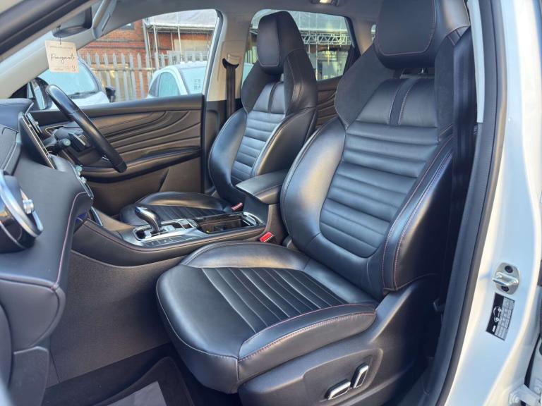 2022 MG MG HS 1.5 MG HS Exclusive Semi-Auto 5dr SUV Petrol Automatic