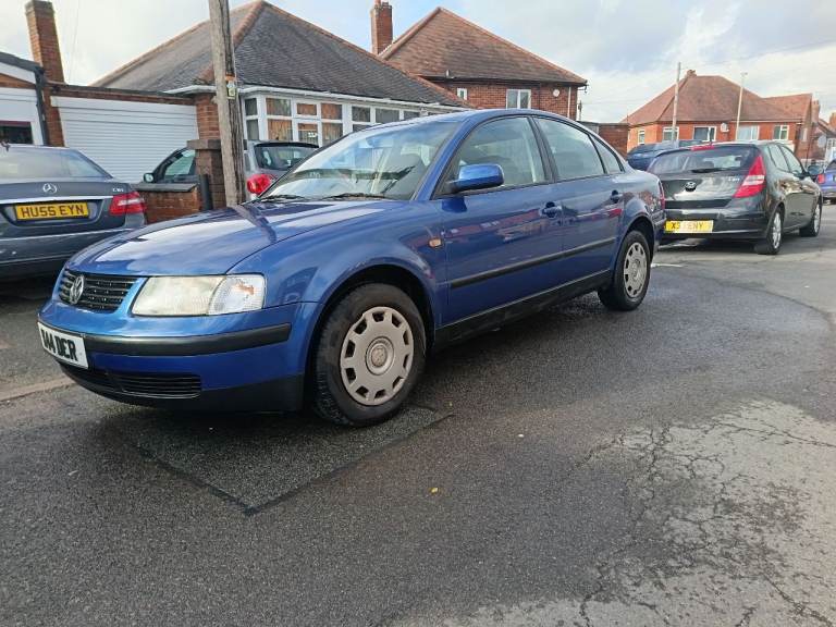 VW PASSAT 1.9 TDI, SALOON, FULL SERVICE HISTORY 