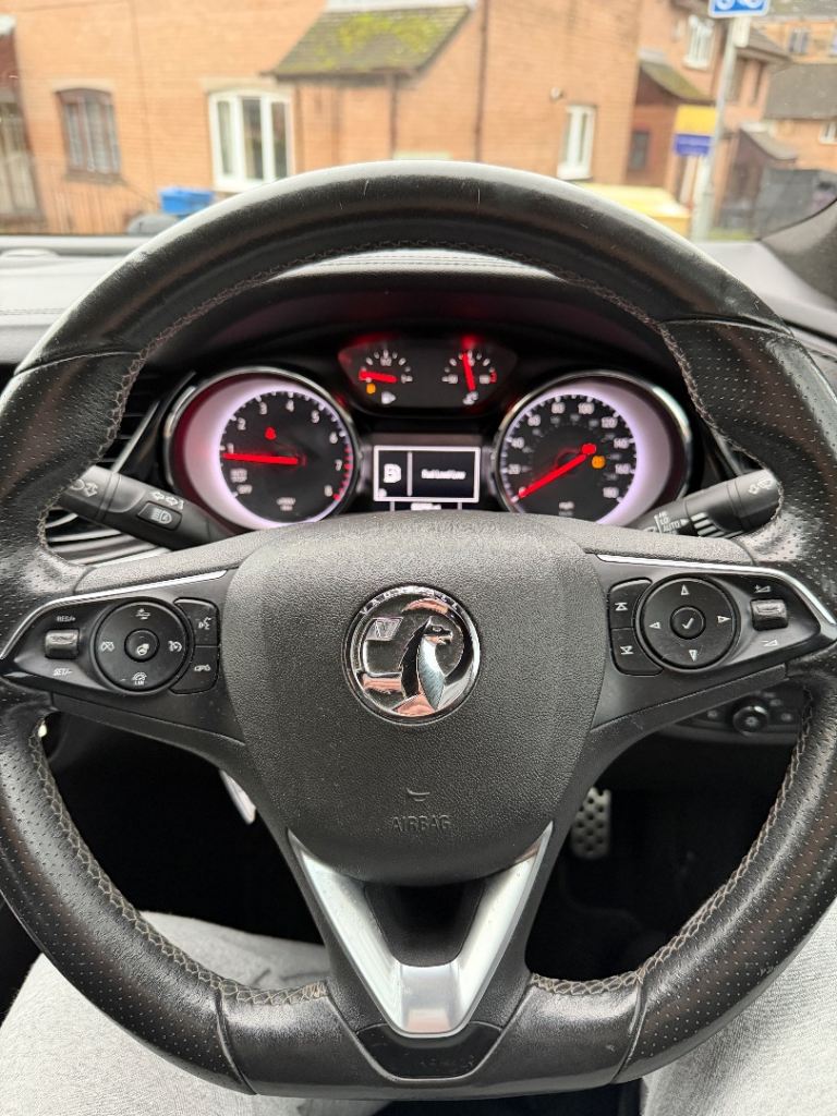 Vauxhall, INSIGNIA, Hatchback, 2019, Manual, 1490 (cc), 5 doors