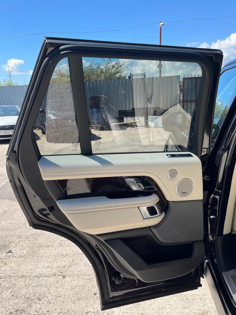 2021 Land Rover Range Rover 2.0 P400e Westminster Black 4dr Auto SUV Petrol/Electric Hybrid Autom...