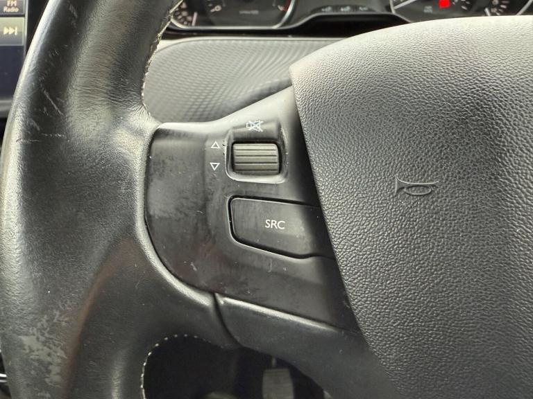 2016 Peugeot 208 1.2 PureTech 110 Allure 3dr HATCHBACK PETROL Manual